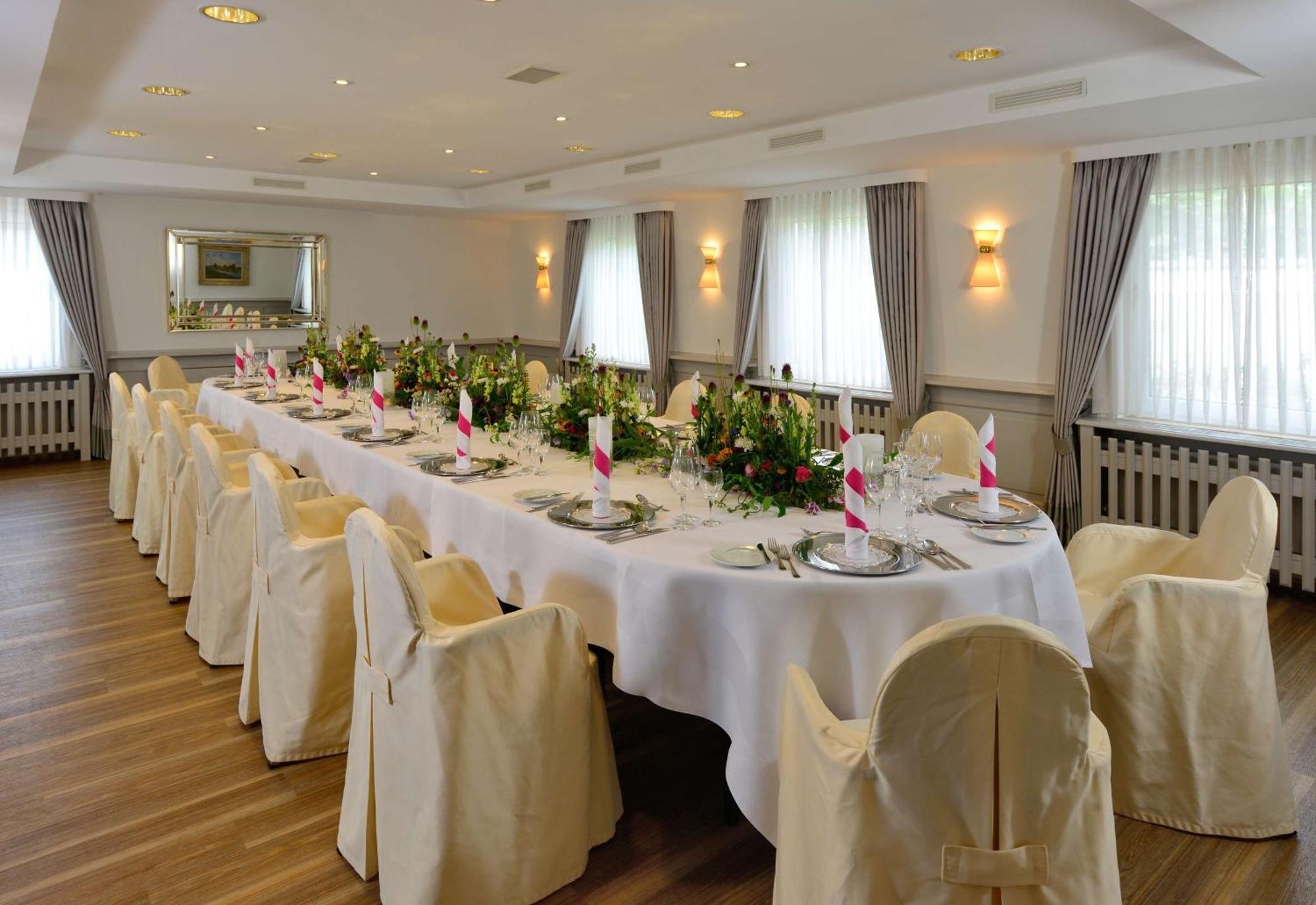 Best Western Hotel Der Foehrenhof Hannover Ngoại thất bức ảnh
