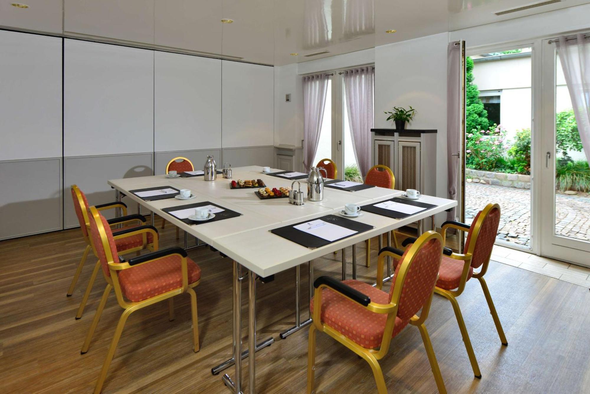 Best Western Hotel Der Foehrenhof Hannover Ngoại thất bức ảnh